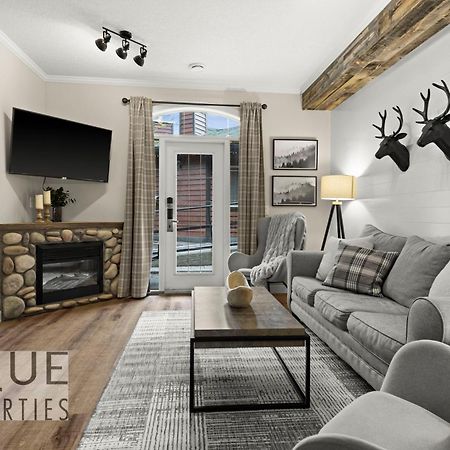 Mystic Mountain Chalet, Heated Outdoor Pool & Hot Tub, Free Parking, Fast Wifi! Canmore Exterior photo